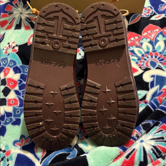 Ladies Sperry boots - Picture 6 of 8